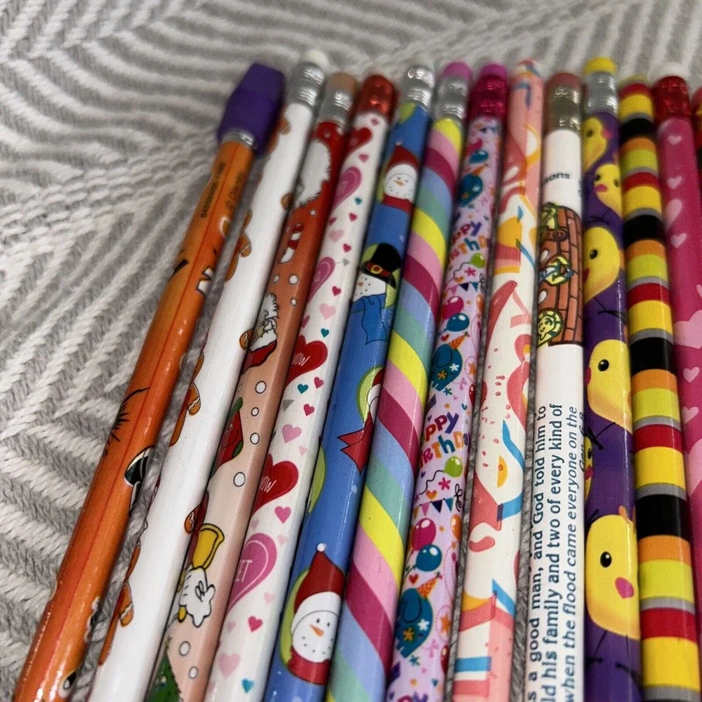 Vintage Wooden Pencil Lot 1990s Designed Holiday‎ C1